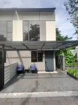 Cluster XYZ  lippo cikarang 2 kamar 2 lantai 500jtan