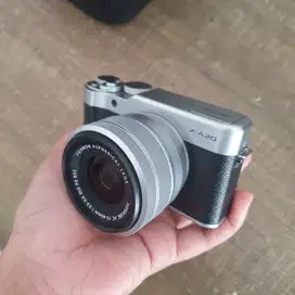 Mirrorless Fujifilm XA20