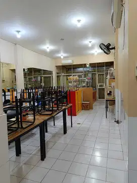 Ruko Siap Pakai Strategis Di Komplek Ruko Bavarian Surabaya Barat