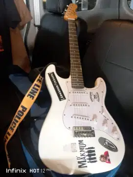 Gitar Listrik Merk Stringe R Second Baru Bogor