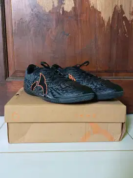 Sepatu Ortuseight Volt Hitam Second