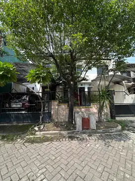 Rumah 2 Lantai Bagus Furnished SHM di Mojoarum Siap Huni