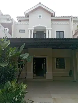 Dijual Rumah Raffles Hills Cibubur Renov Siap Huni