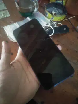 Infinix hot 11 play 4/64 matot