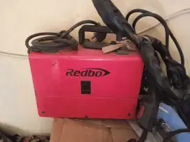 Di mahar aja mesin. Las merek redbo