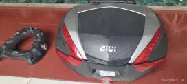 Box Givi v47 not shad xmax old