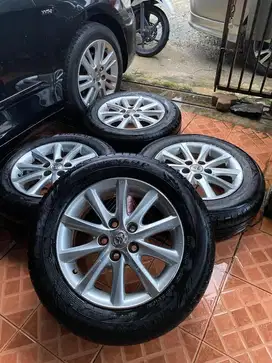 Velg Camry G R16 + Ban 99% innova xpander xl7 brv