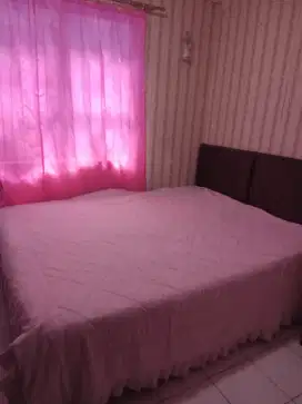 Jual  springbad 160×200. Hg 1.5 jt . Nego.