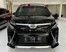 VOXY 2.0 AUTOMATIC 2020.Km 50 RIBU
