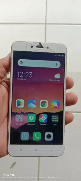 Redmi 4x.  3/32. Mnus gantian lcd retak SMA kamera of smua