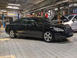Mercedes-Benz S300 2011 Bensin