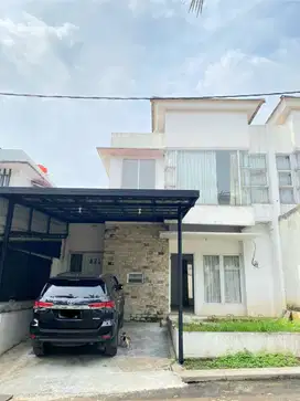 Rumah 2 Lantai Siap Huni di Graha Pesona Cikeas, Lokasi Strategis