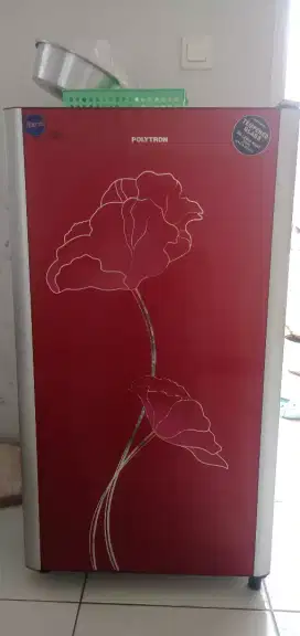 Kulkas Polytron sesuai pict