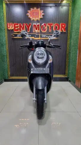 UD ENY MOTOR - Honda Scoopy Prestige thn 2022