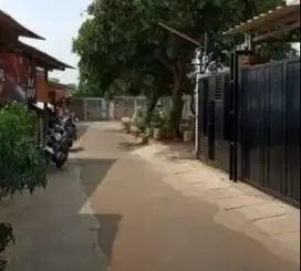 Rumah Terawat Semi Furnished Dekat Sektor 9 Bebas Banjir DR16654