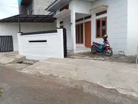 Disewakan rumah 3 kamar