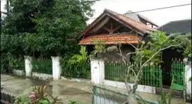 Rumah BAHAN Luas tanah 195m2 komplek BDN jatiwaringin