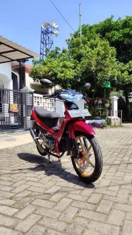 Dijual Jupiter Z 2003