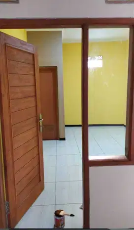 Dijual kosan aktif di Jatinangor, kamar mandi dalam semua