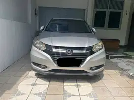 Honda HR-V 1.5 E CVT 2015 Silver – Tangan Pertama, Siap Pakai