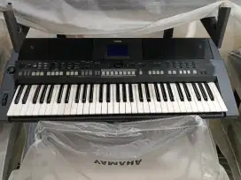 Yamaha PSR-S650