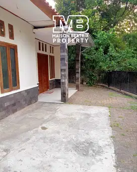 DISEWAKAN RUMAH INDUK LUAS DAN RAPI, GRIYALOKA BSD MINIMAL 2TH