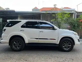 Toyota Fortuner vnt trd 2015 Diesel matic pajak baru