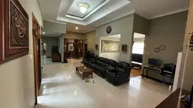 Di Jual Rumah Strategis Hoek Di Gunung Batu Dalam
