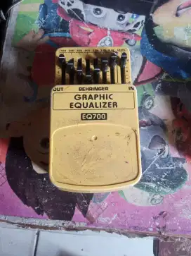 GRAPHIC EQUALIZER eq700 BEHRINGER