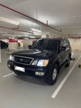 Land Cruiser Cygnus 2001