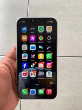 Iphone XR internal 128gb