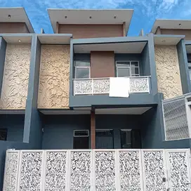 Dijual Rumah Siap huni Lokasi Strategis Ke Toll Japek & LRT Jatibening