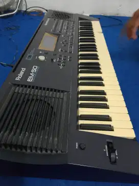 Keyboard Roland EM 50