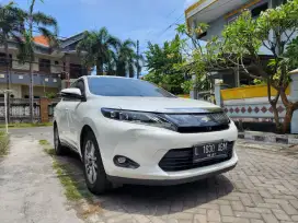 TOYOTA HARRIER 2.0 AT PUTIH MATIC 2014