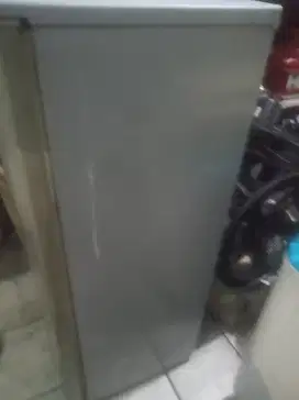 Di jual kulkas 1 pintu merk sharp