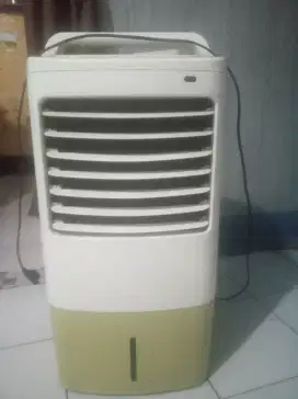 Di jual kipas angin air cooler merk midea