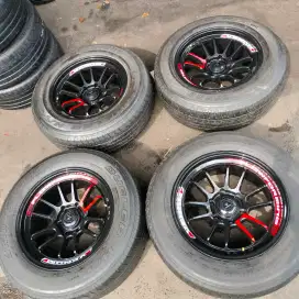 Velg lenso venom 5 ring 18x9 6x139,7 ET 0 ban 265/60 R18 4pcs