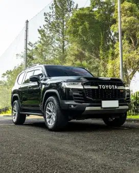 Toyota land cruiser 300 GR-S