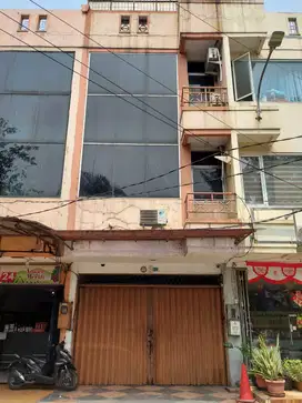 Dijual Ruko Besar Taman Palem Lestari 4 lantai full bangunan harga 5Ma
