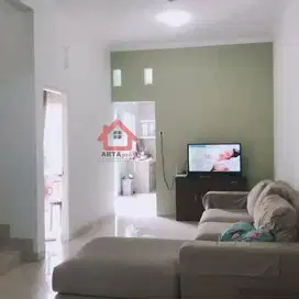 Di jual rumah dalam cluster siap huni di cijantung