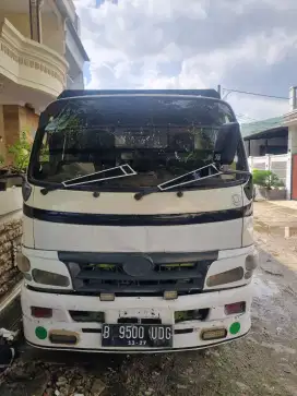 Toyota Dyna 110 Ft 2013