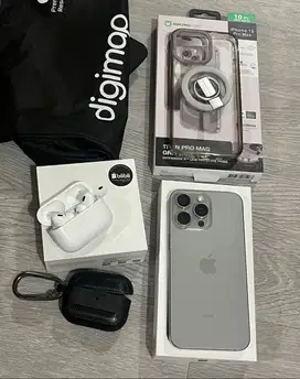 iPhone 15 Pro Max 512 GB Natural Titanium dan Airpods Pro Gen 2 RESMI
