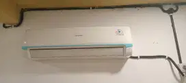 Dijual cepat AC 2pk Merk Sharp Thailand lengkap like new