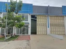di sewakan dan di jual gudang