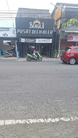 Ruko usaha strategis dekat hotel tentrem dan tugu jogja
