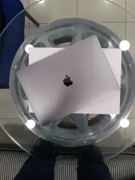 Macbook Air M1 8/256gb iBox bh 100%