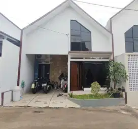 Rumah keren strategis di sawangan