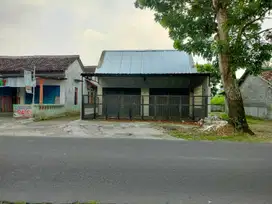 Ruko usaha pinggir jalan raya letkol sunadri sumberadi mlati