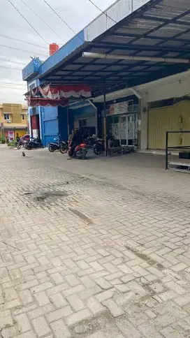 Ruko Siap Huni Harga Dibawah Pasar di Depan Perumahan Pesona Anggrek