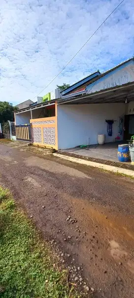 Rumah Villa gunung pati  jl. Dukuh Desa Sirayu